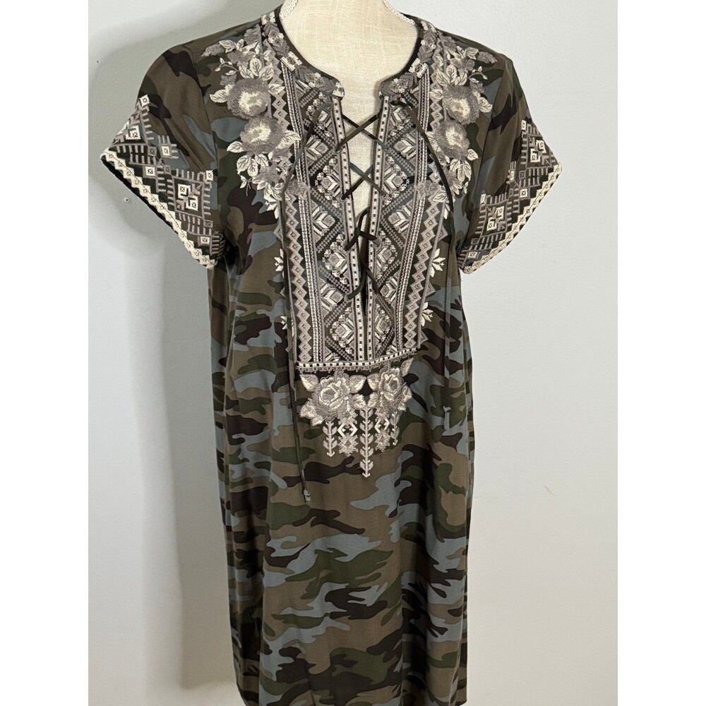 Savanna Jane Women's Green Camo Embroidered Dress‎ Size Medium Boho Festival